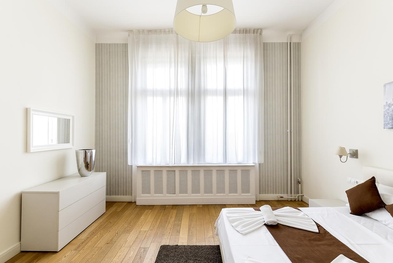 Luxury & Panorama Apartments Budapest Exteriör bild