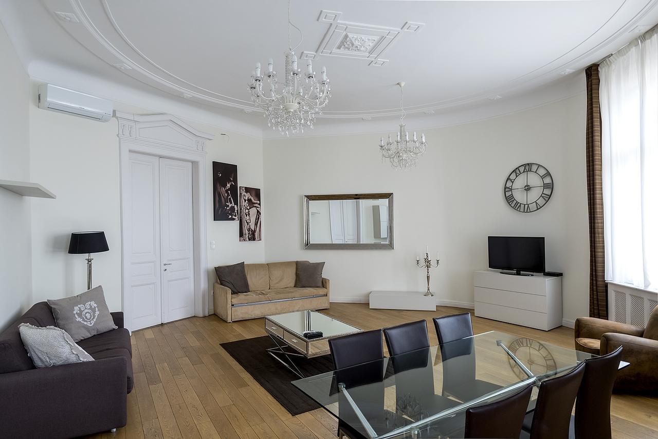 Luxury & Panorama Apartments Budapest Exteriör bild