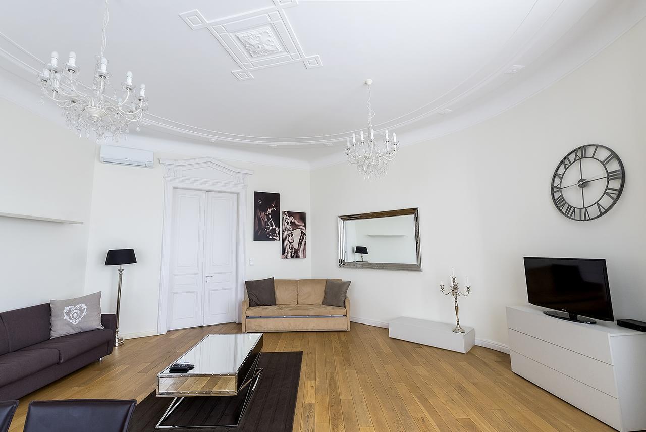 Luxury & Panorama Apartments Budapest Exteriör bild