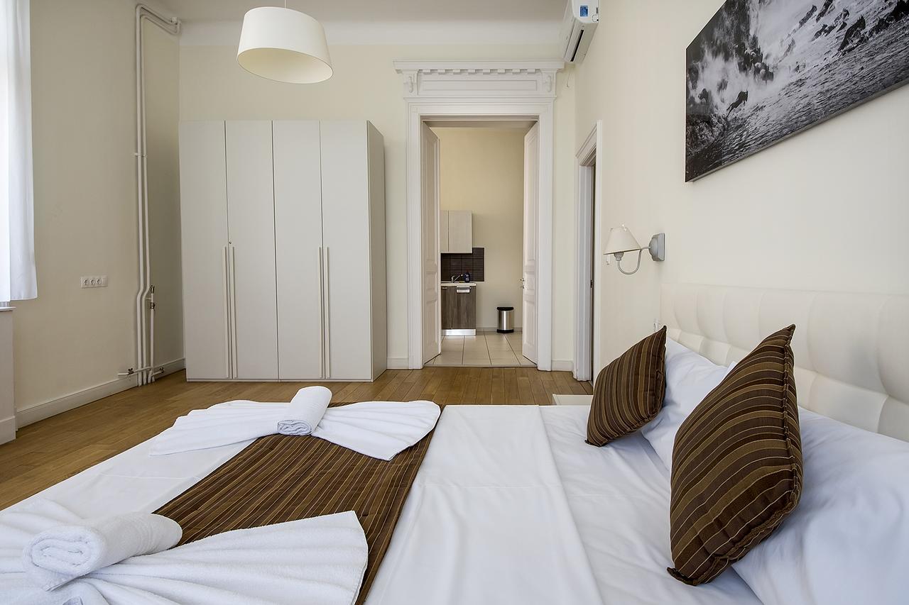 Luxury & Panorama Apartments Budapest Exteriör bild